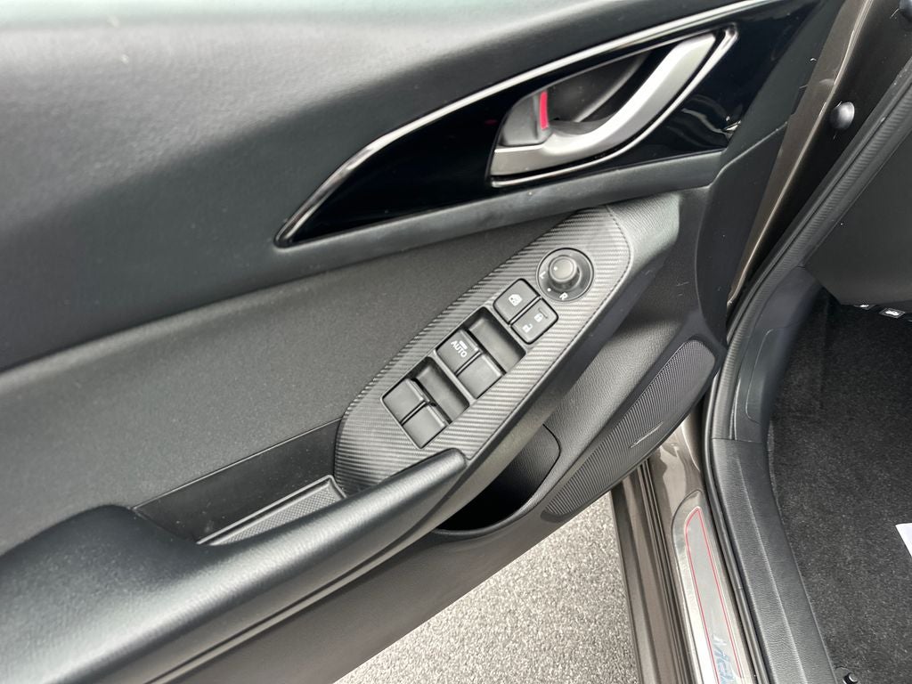 2016 Mazda Mazda3 i Grand Touring