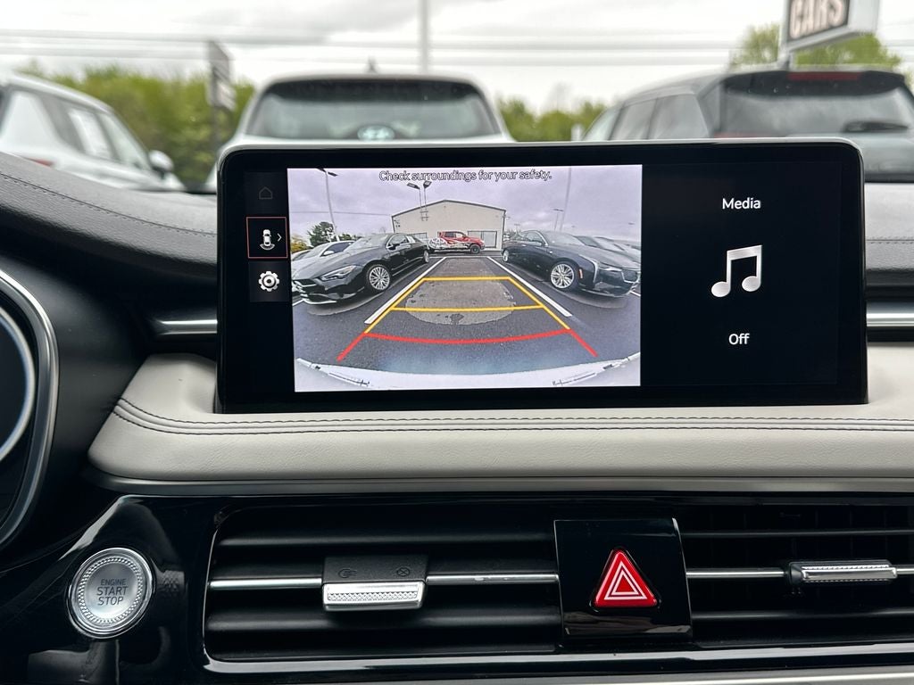 2025 Genesis G70 2.5T