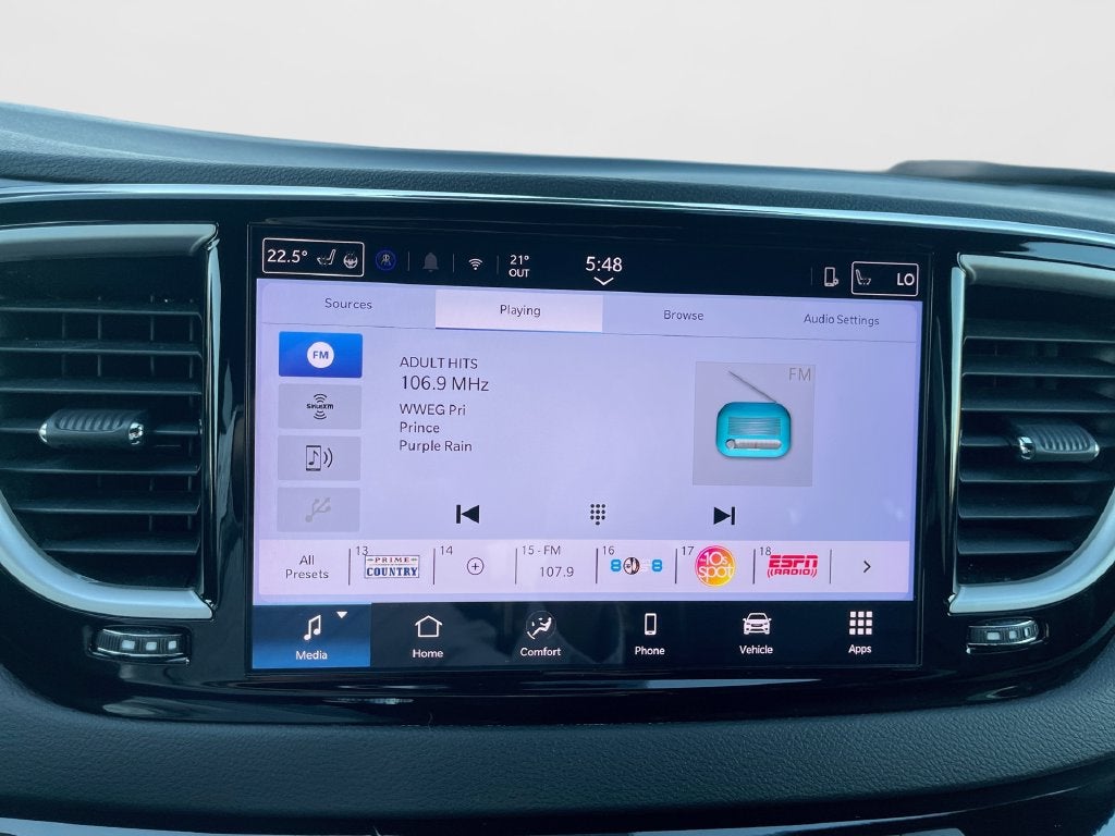 2025 Chrysler Pacifica Select