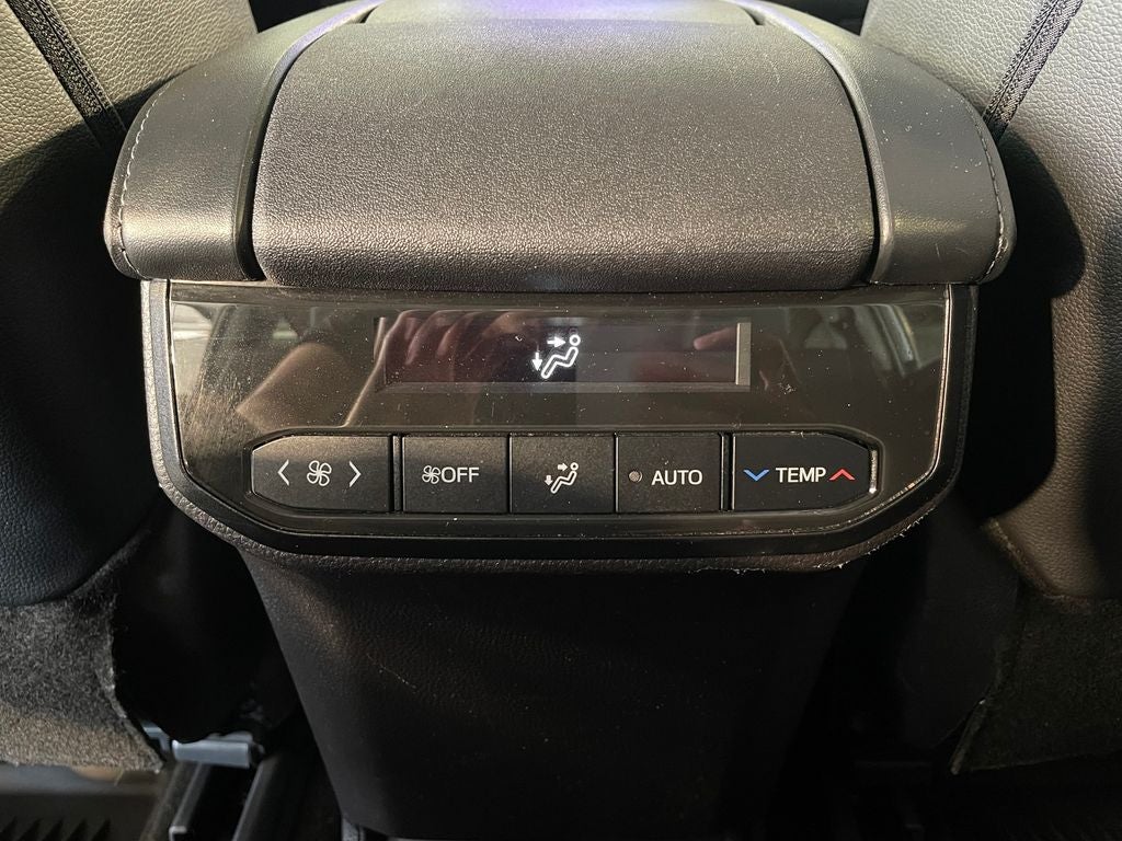 2024 Toyota Highlander Hybrid Limited