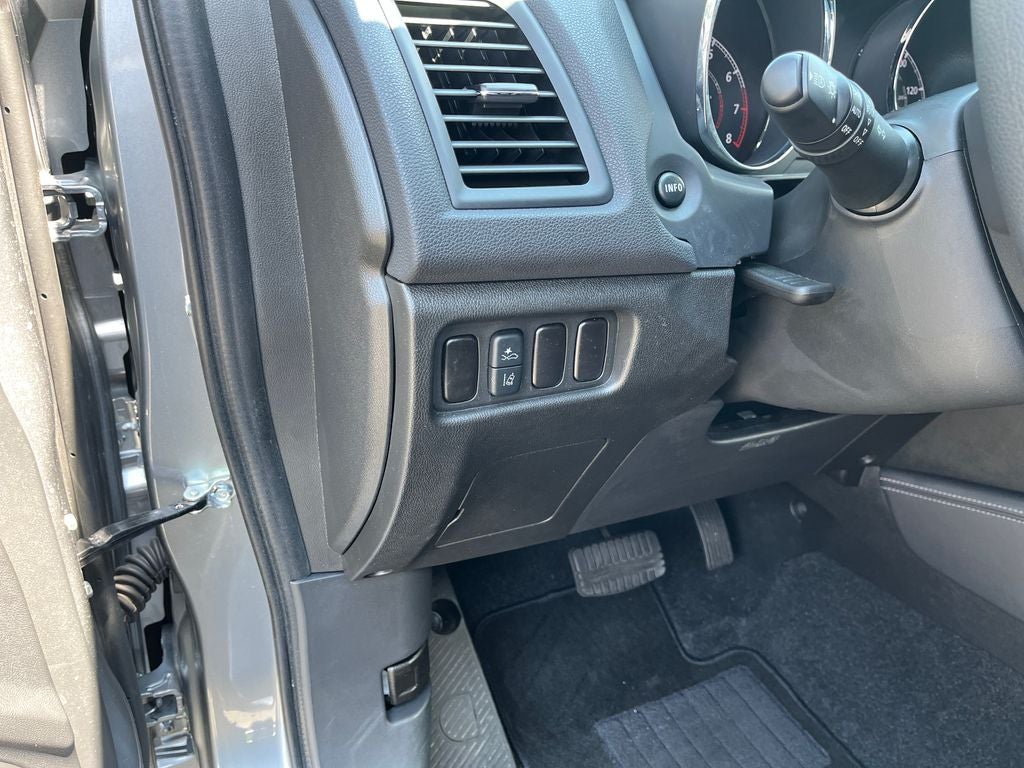 2025 Mitsubishi Outlander Sport 2.0 ES