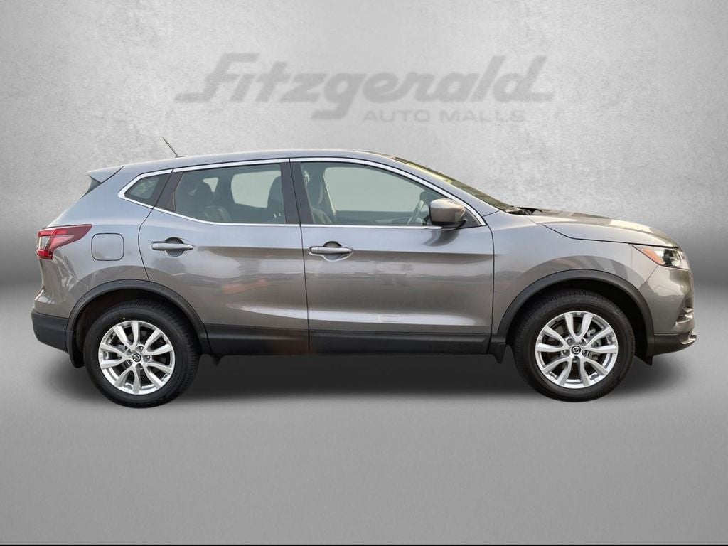 2022 Nissan Rogue Sport S