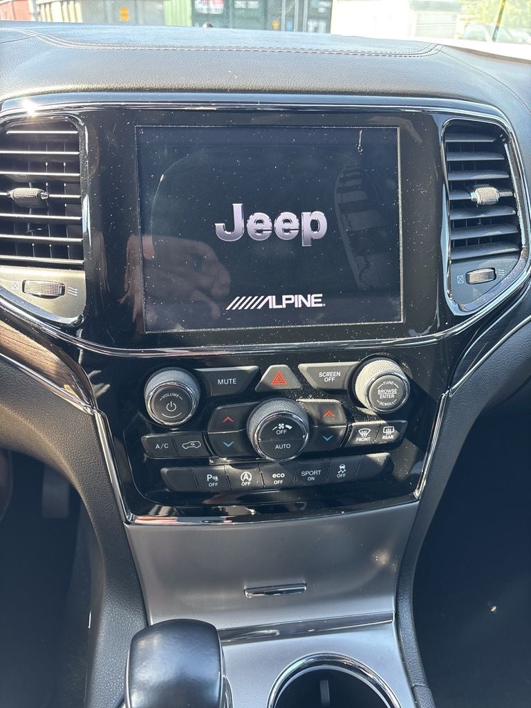 2020 Jeep Grand Cherokee Overland