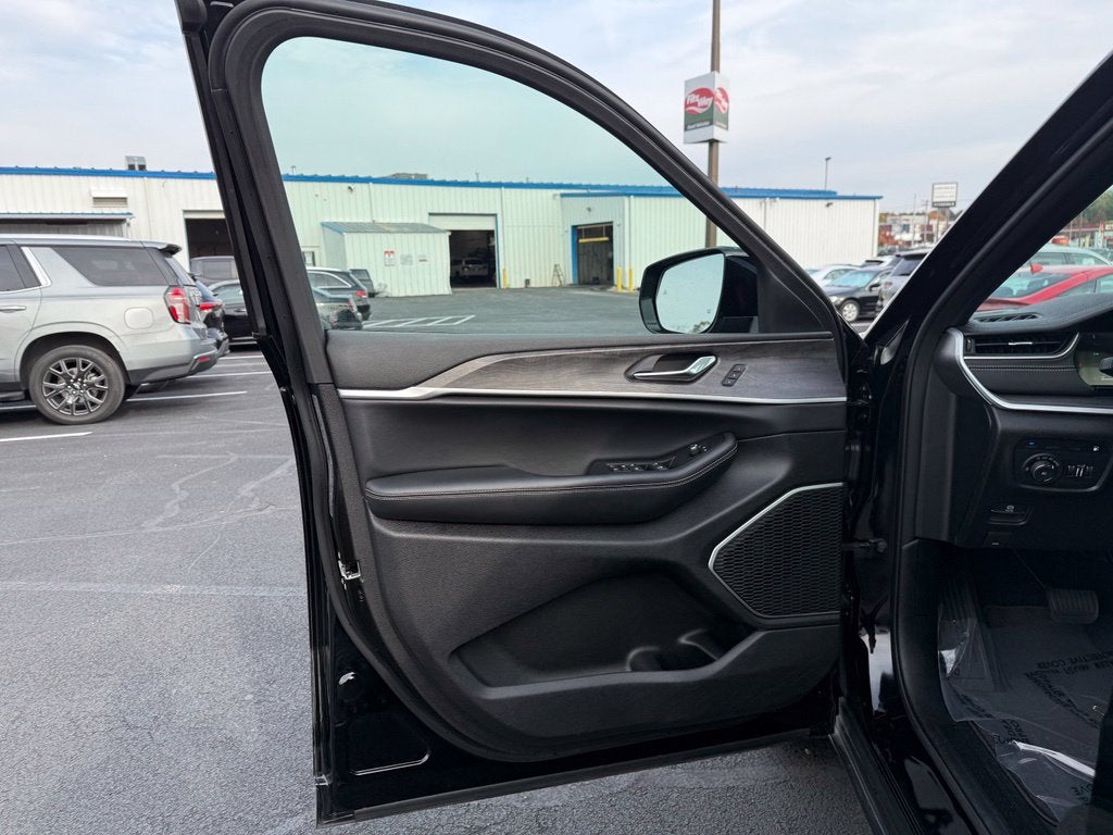 2025 Jeep Grand Cherokee 4xe 4xe