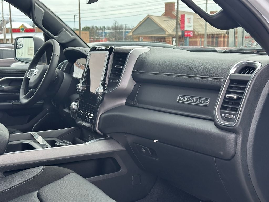 2026 RAM 1500 Laramie Crew Cab 4x4 5'7' Box