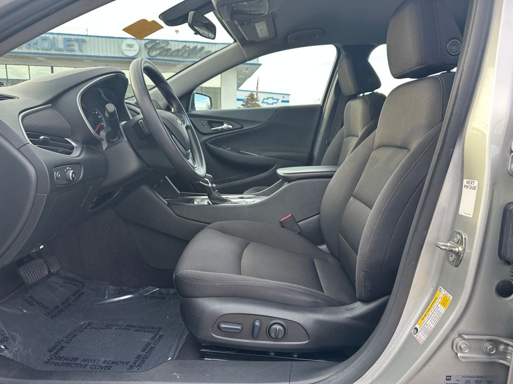 2022 Chevrolet Malibu FWD LT