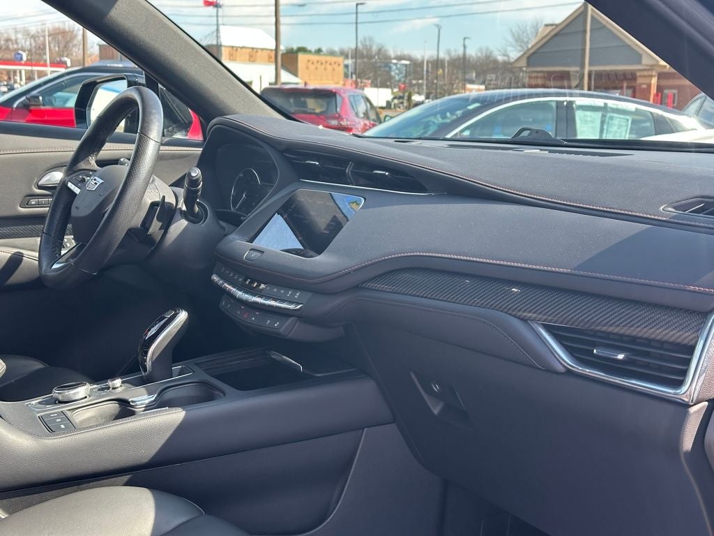 2023 Cadillac XT4 AWD Sport