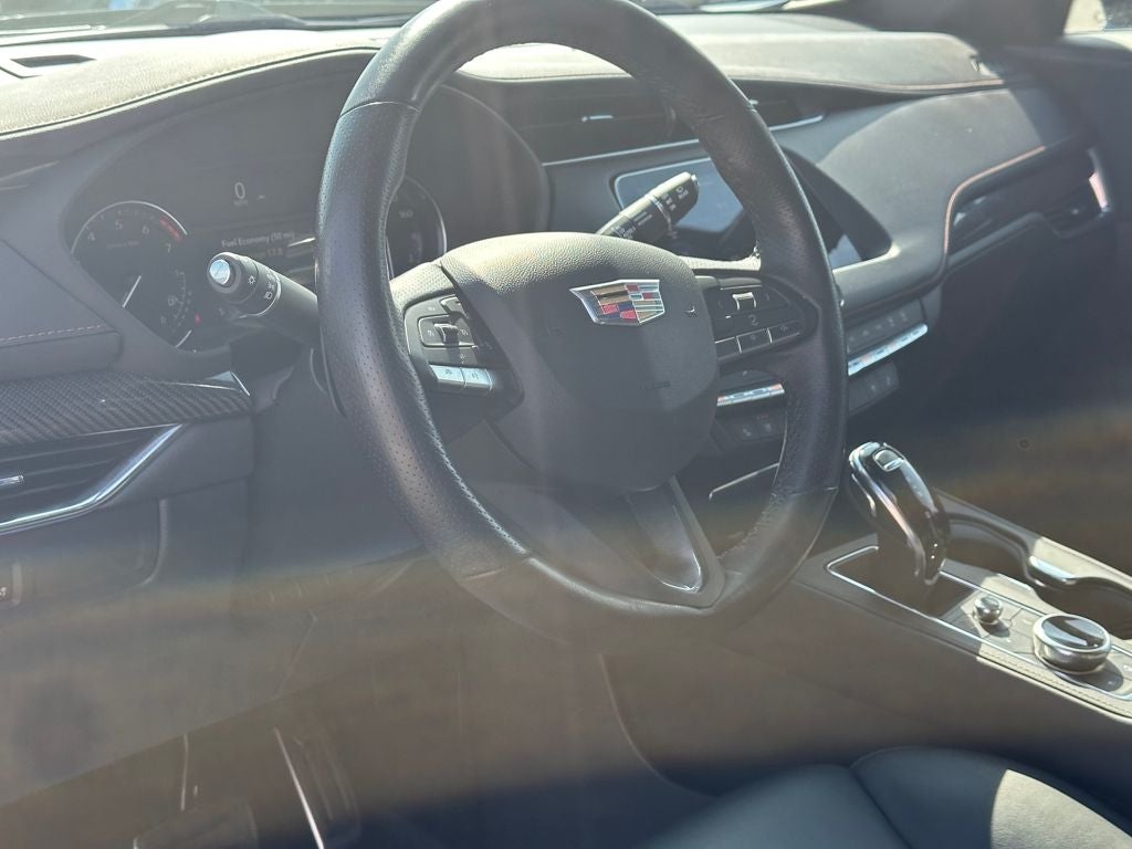 2023 Cadillac XT4 AWD Sport