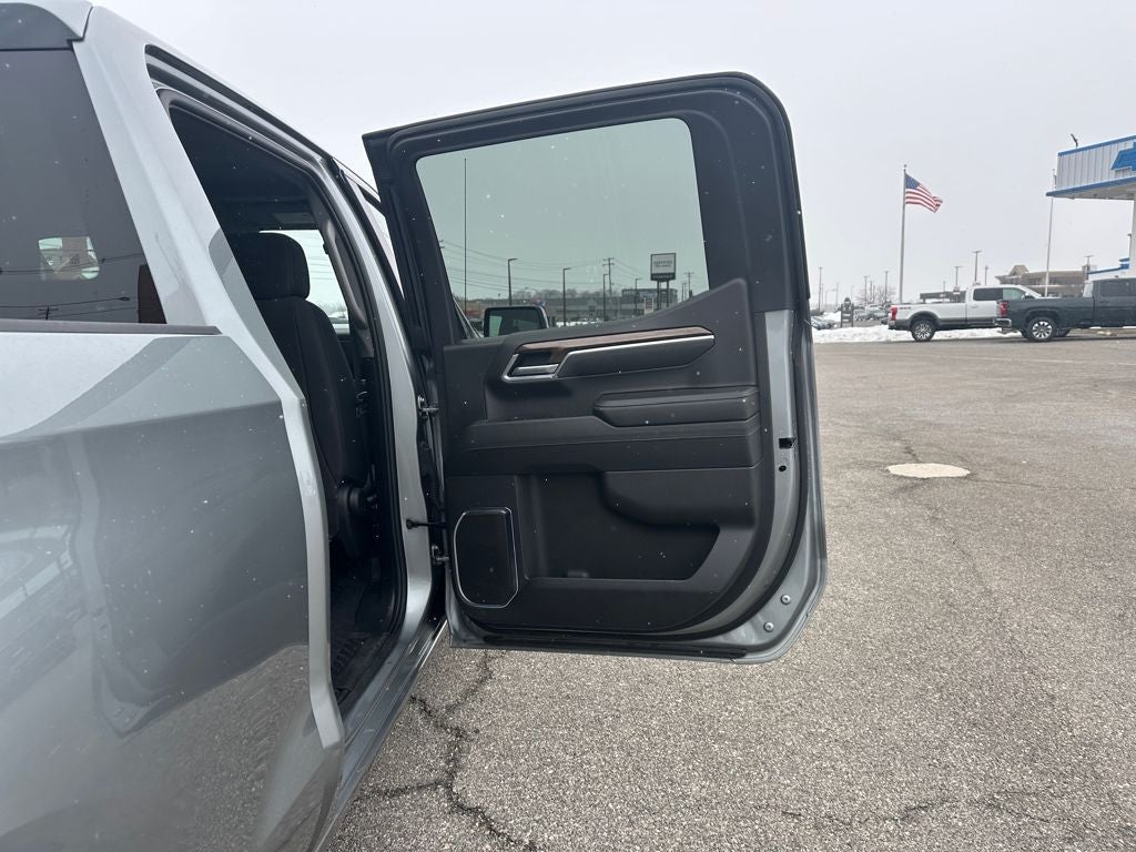 2025 Chevrolet Silverado 1500 LT LT1