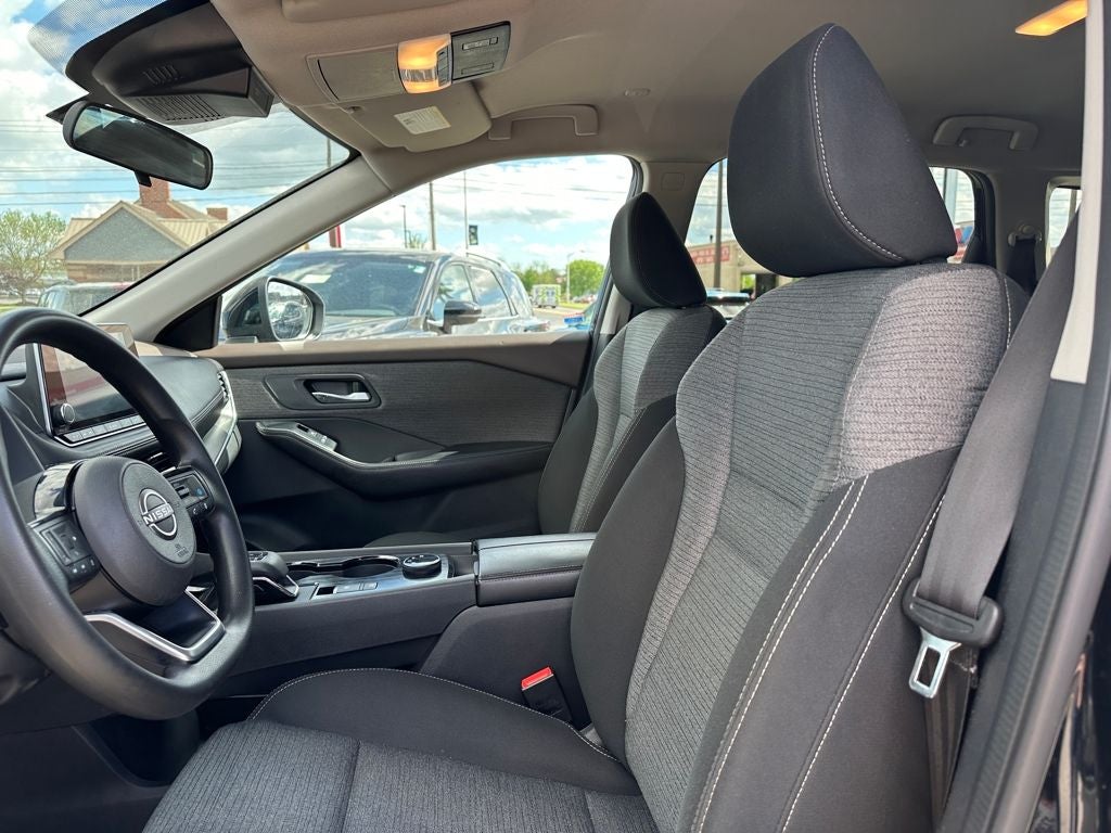 2022 Nissan Rogue SV Intelligent AWD