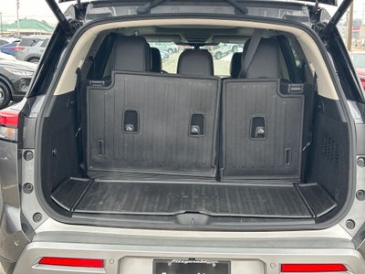 2023 Nissan Pathfinder Platinum 4WD