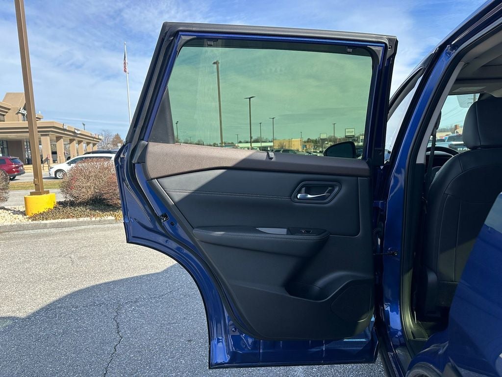 2023 Nissan Rogue SL Intelligent AWD