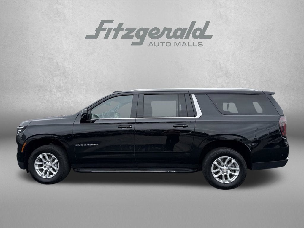 2025 Chevrolet Suburban LT