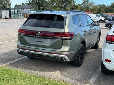 2024 Volkswagen Atlas 2.0T Peak Edition SE w/Technology