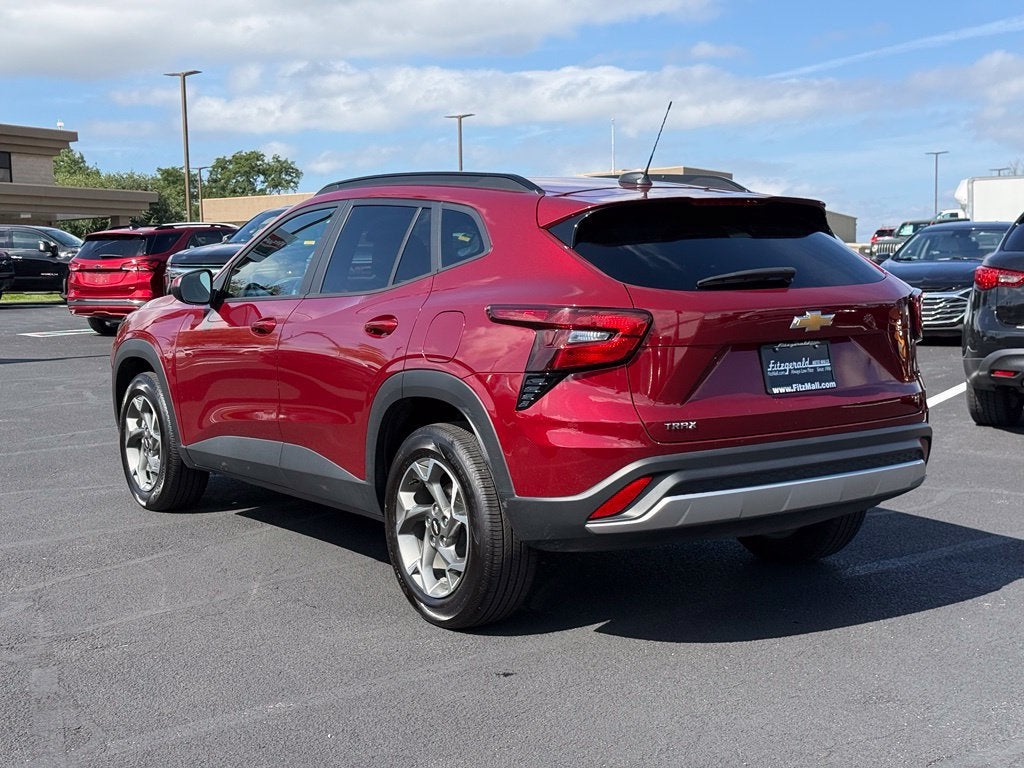 2025 Chevrolet Trax LT