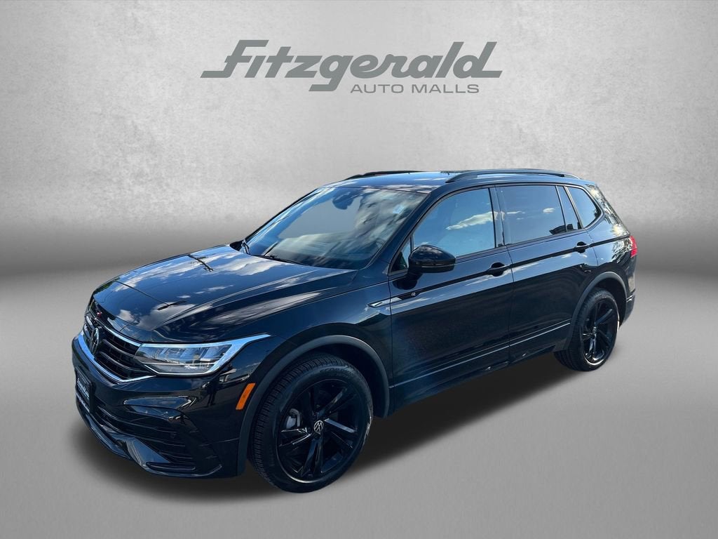 2024 Volkswagen Tiguan SE R-Line Black