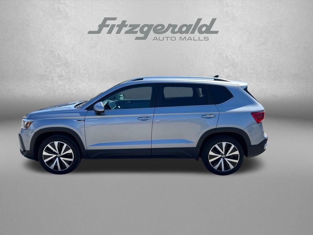 2024 Volkswagen Taos SE