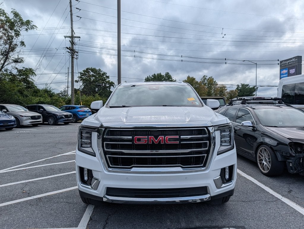 2023 GMC Yukon SLT