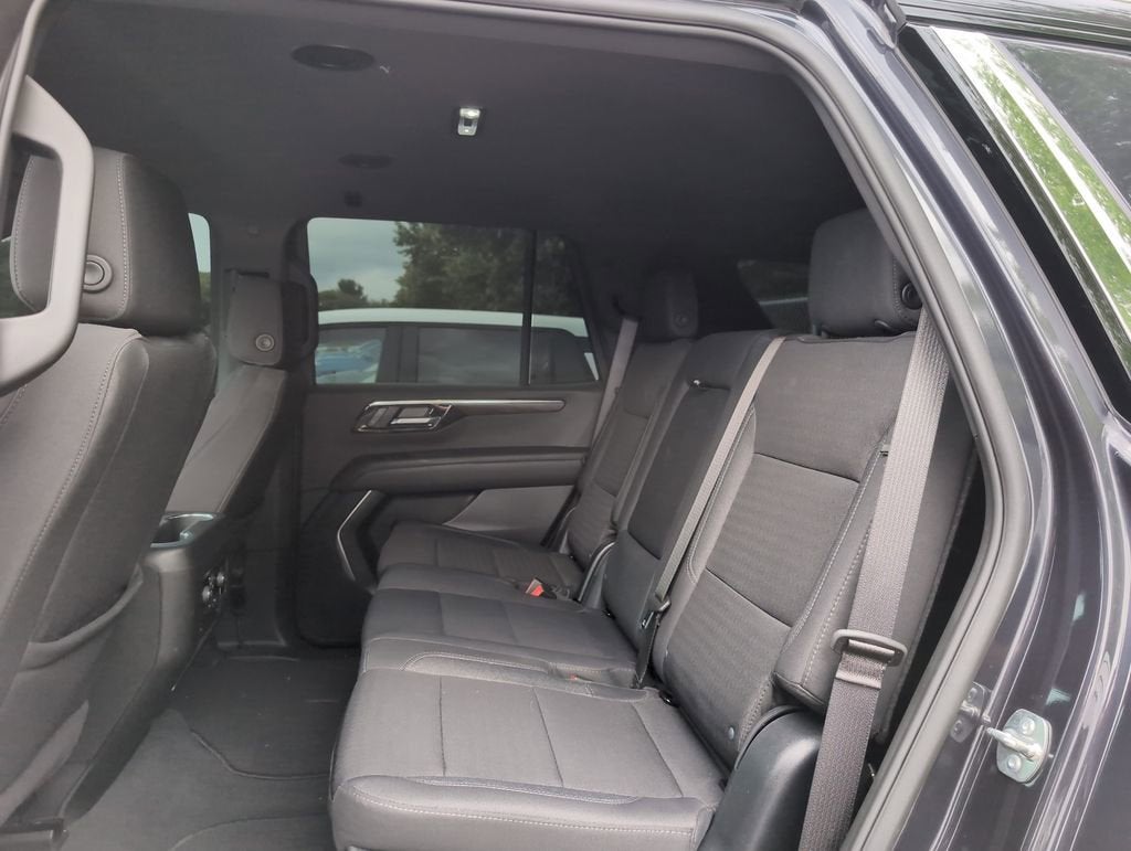 2025 Chevrolet Tahoe LS