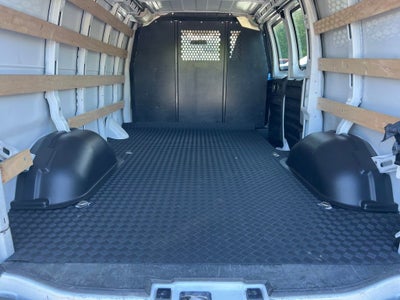 2024 GMC Savana Cargo 2500 Work Van