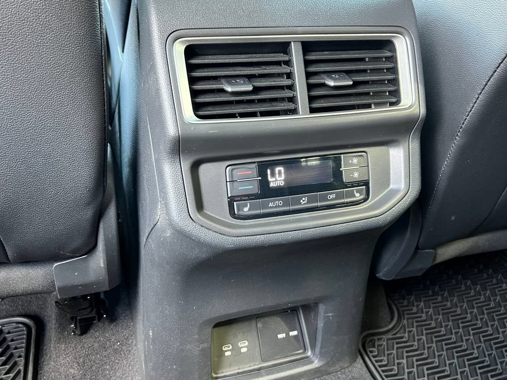 2024 Volkswagen Atlas 2.0T SEL