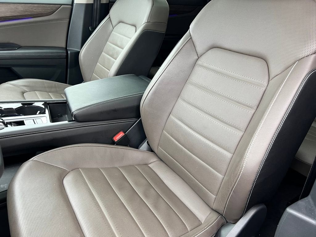 2025 Volkswagen Atlas 2.0T SEL