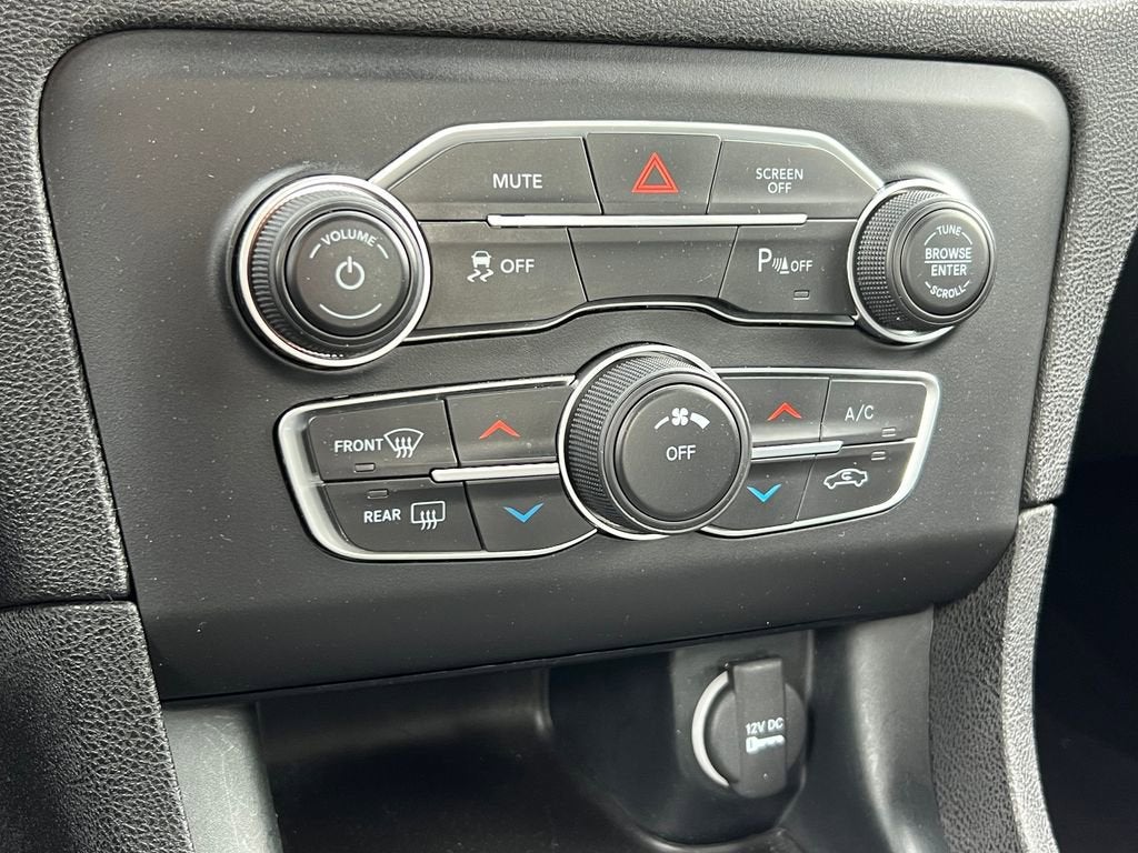 2023 Dodge Charger SXT - Photo 26