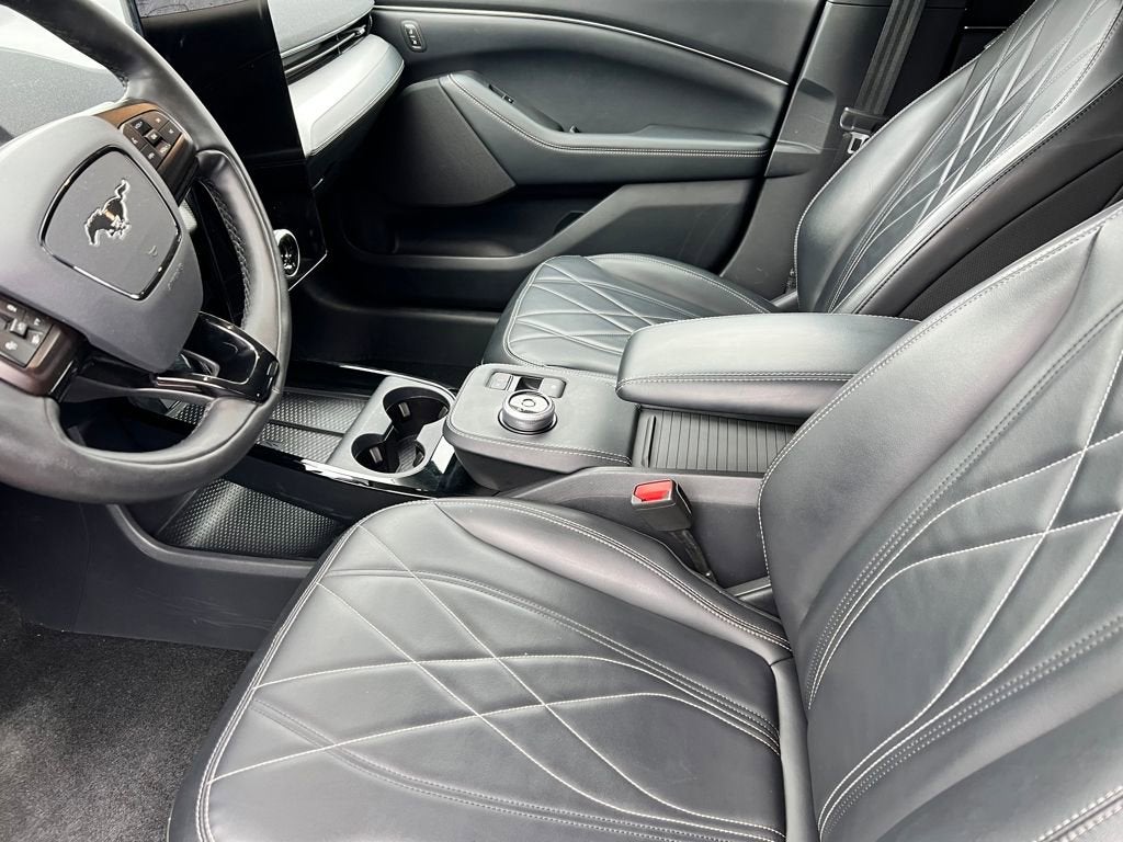 2021 Ford Mustang Mach-E Select