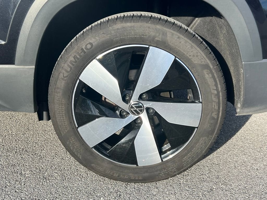 2025 Volkswagen Taos S