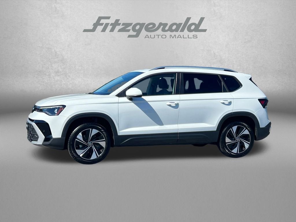 2025 Volkswagen Taos SE