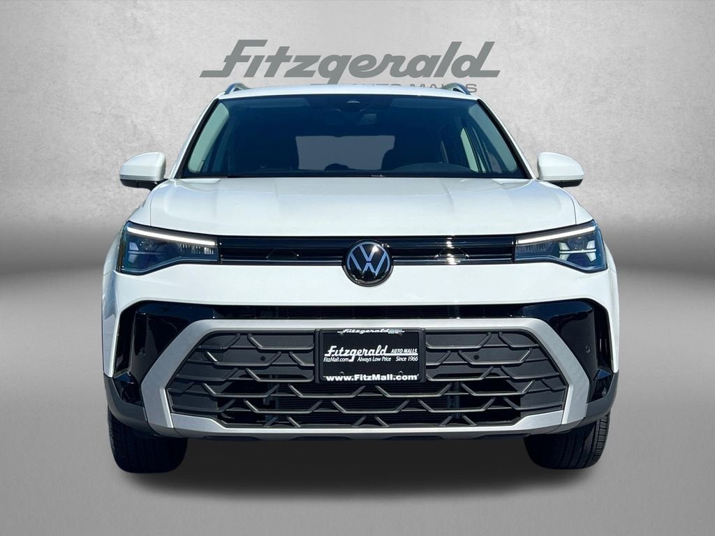 2025 Volkswagen Taos SE