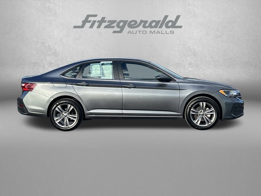 2024 Volkswagen Jetta SE