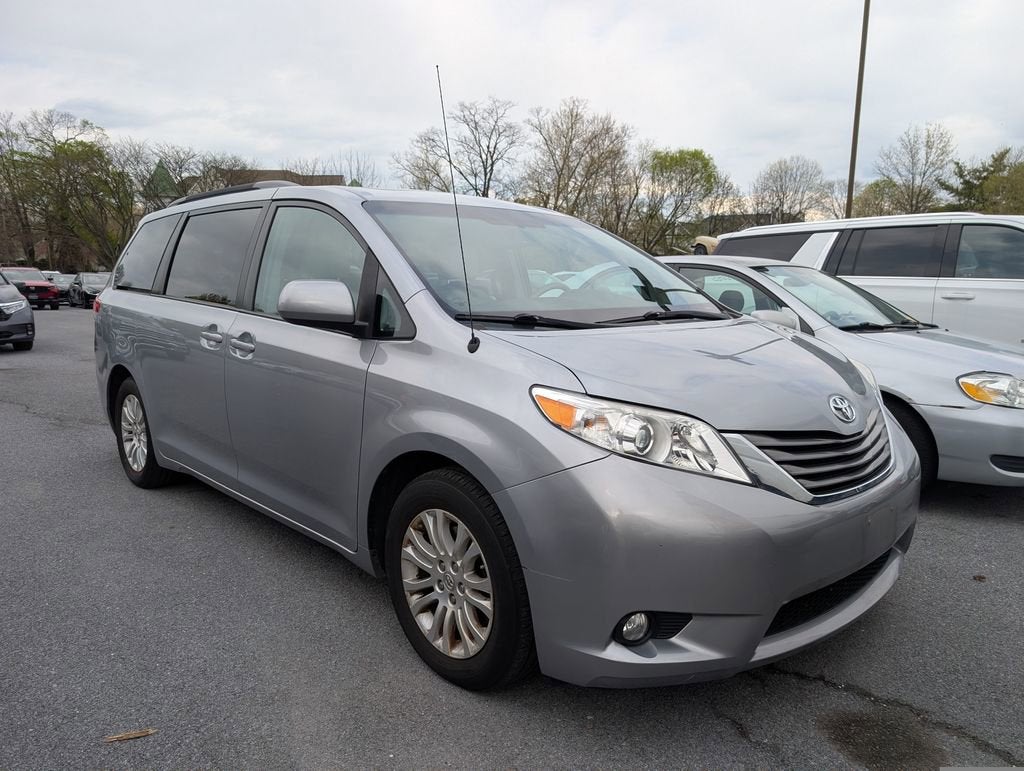 2014 Toyota Sienna