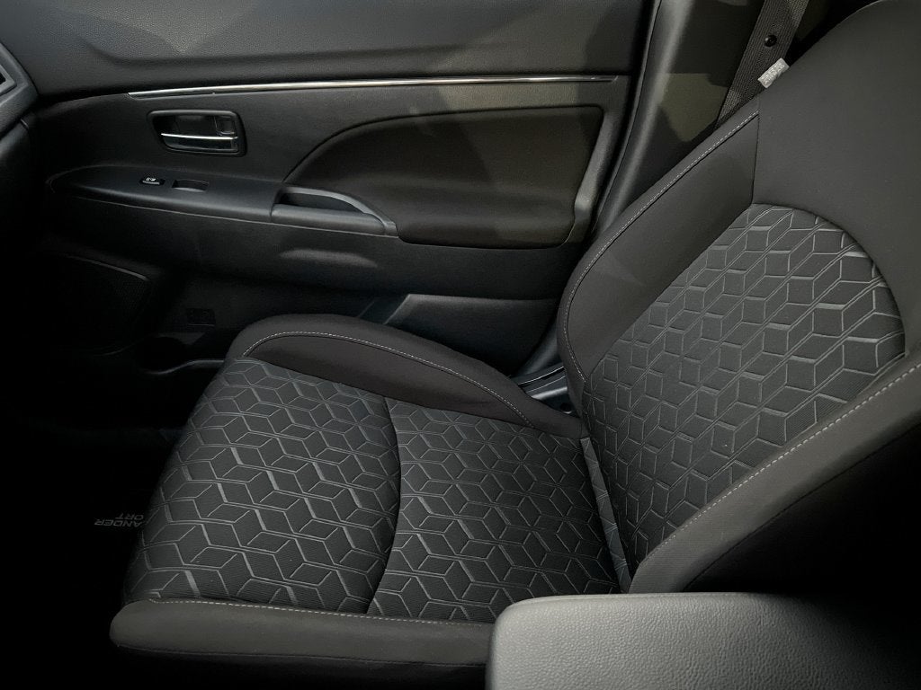 2025 Mitsubishi Outlander Sport S