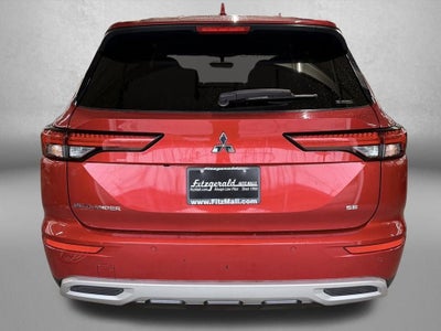 2022 Mitsubishi Outlander SE