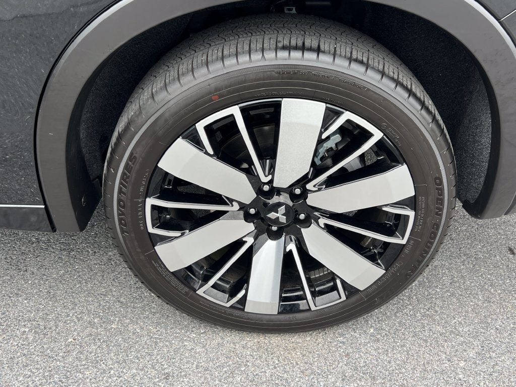 2025 Mitsubishi Outlander SEL