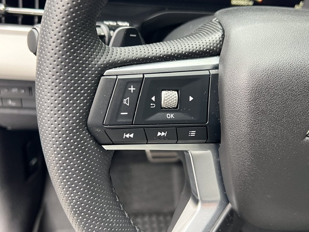 2025 Mitsubishi Outlander SEL