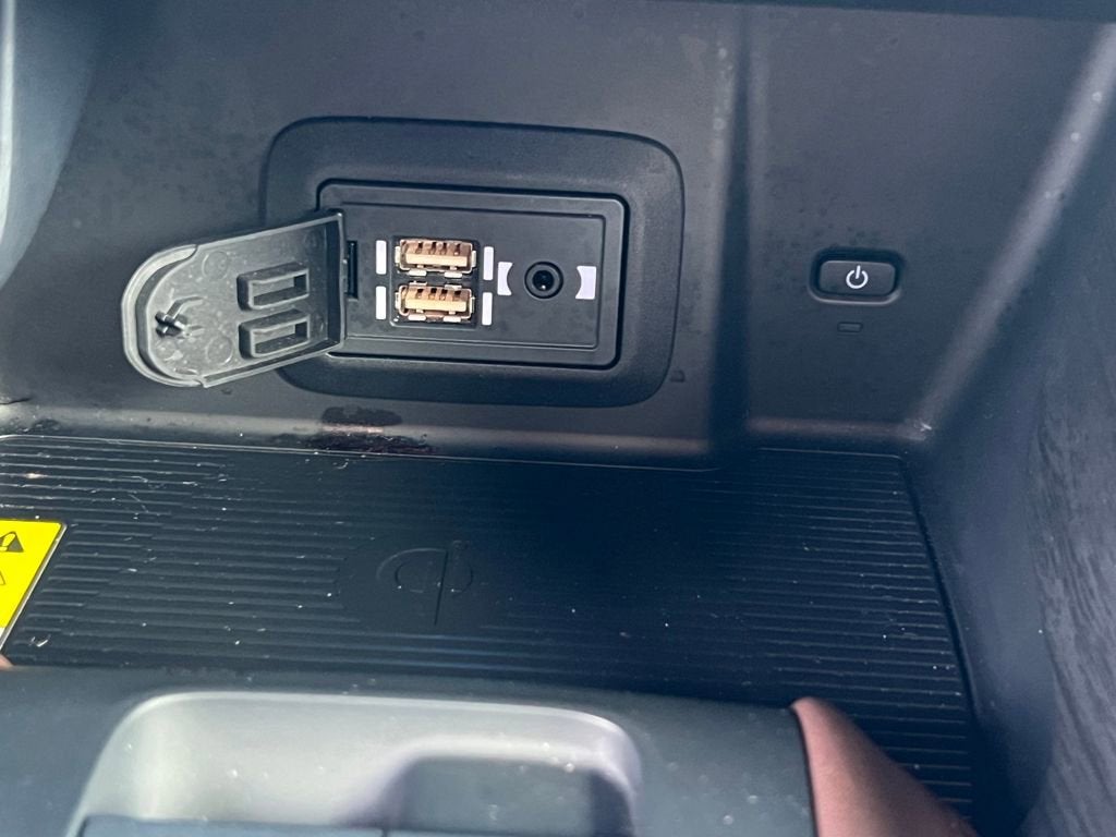 2022 Toyota Venza LE