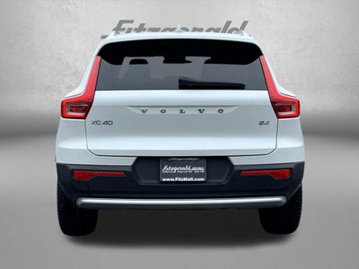 2023 Volvo XC40 Plus Bright Theme