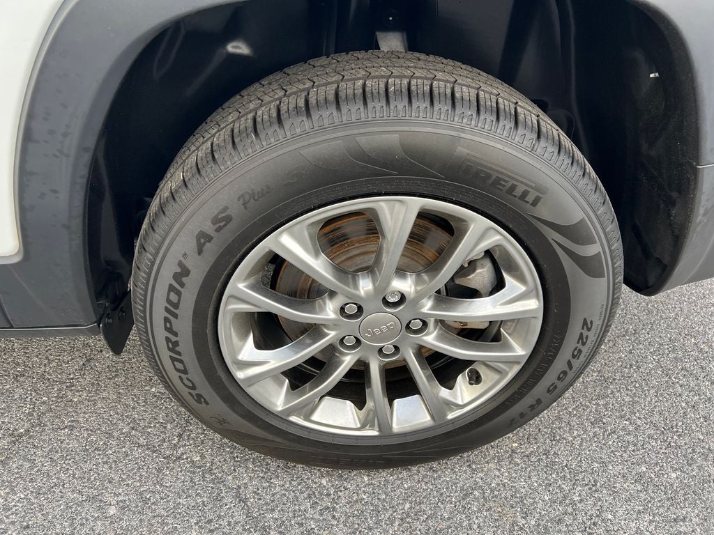 2021 Jeep Cherokee Latitude Lux