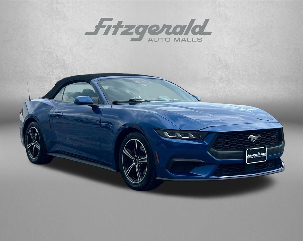 2024 Ford Mustang EcoBoost Convertible's photo
