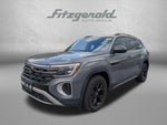 2024 Volkswagen Atlas 2.0T Peak Edition SE w/Technology