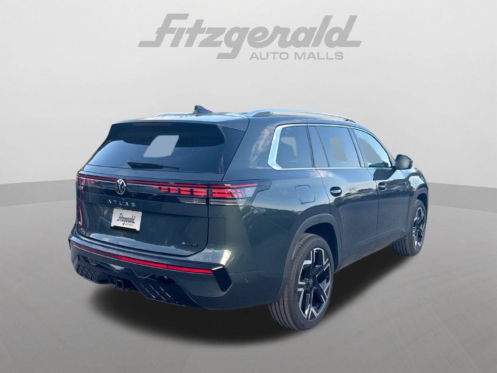 2027 Volkswagen Atlas SEL Premium R-Line