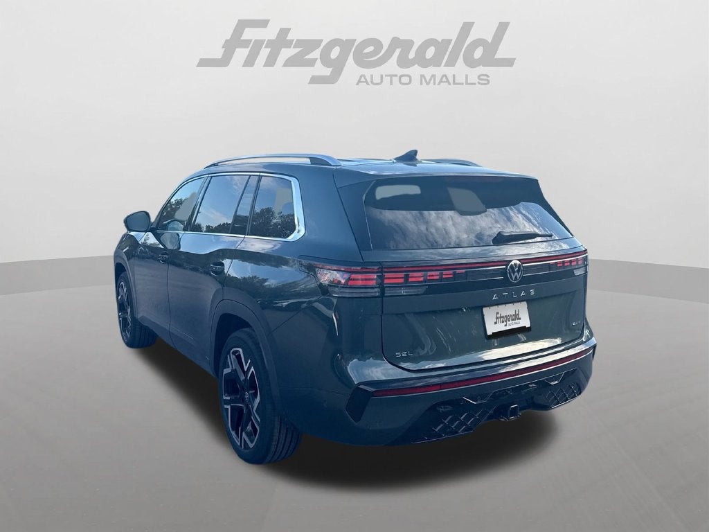 2027 Volkswagen Atlas SEL Premium R-Line