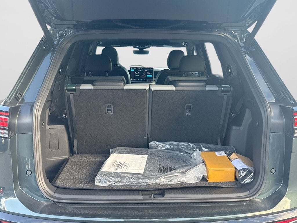 2027 Volkswagen Atlas SEL Premium R-Line