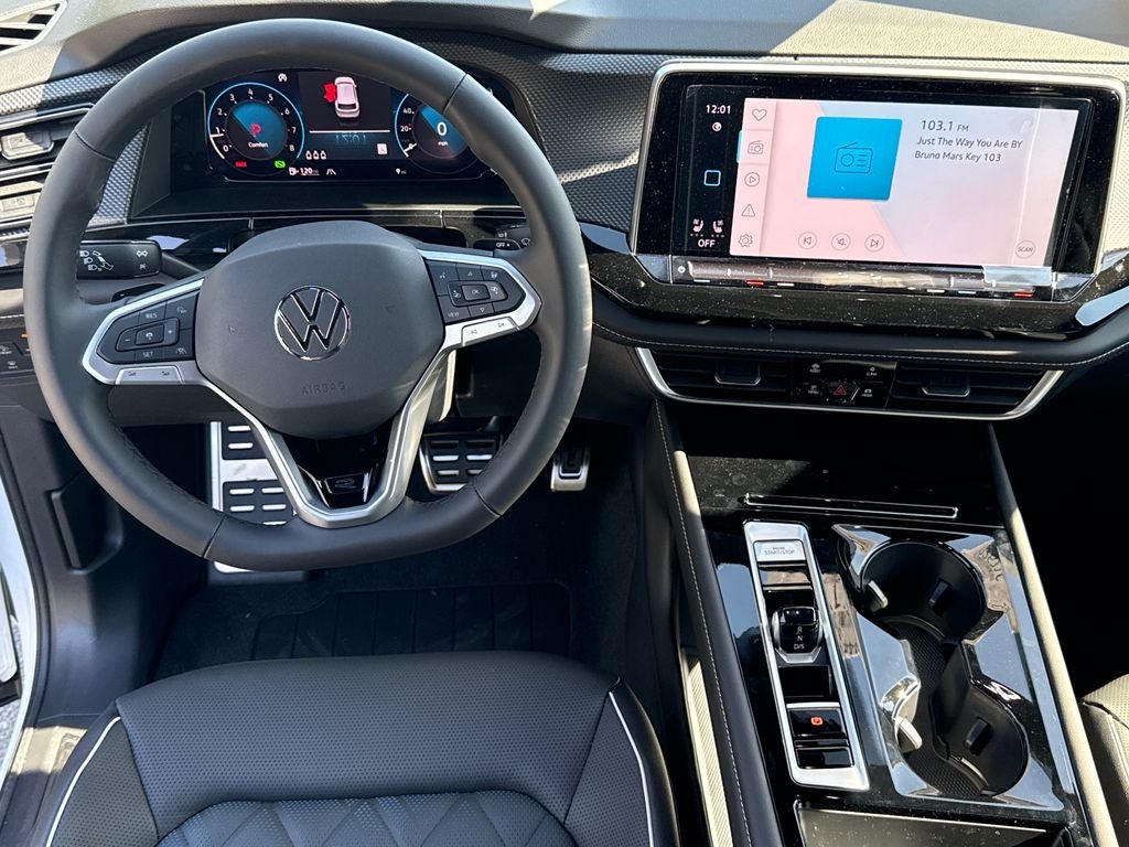 2026 Volkswagen Atlas Cross Sport 2.0T SEL Premium R-Line