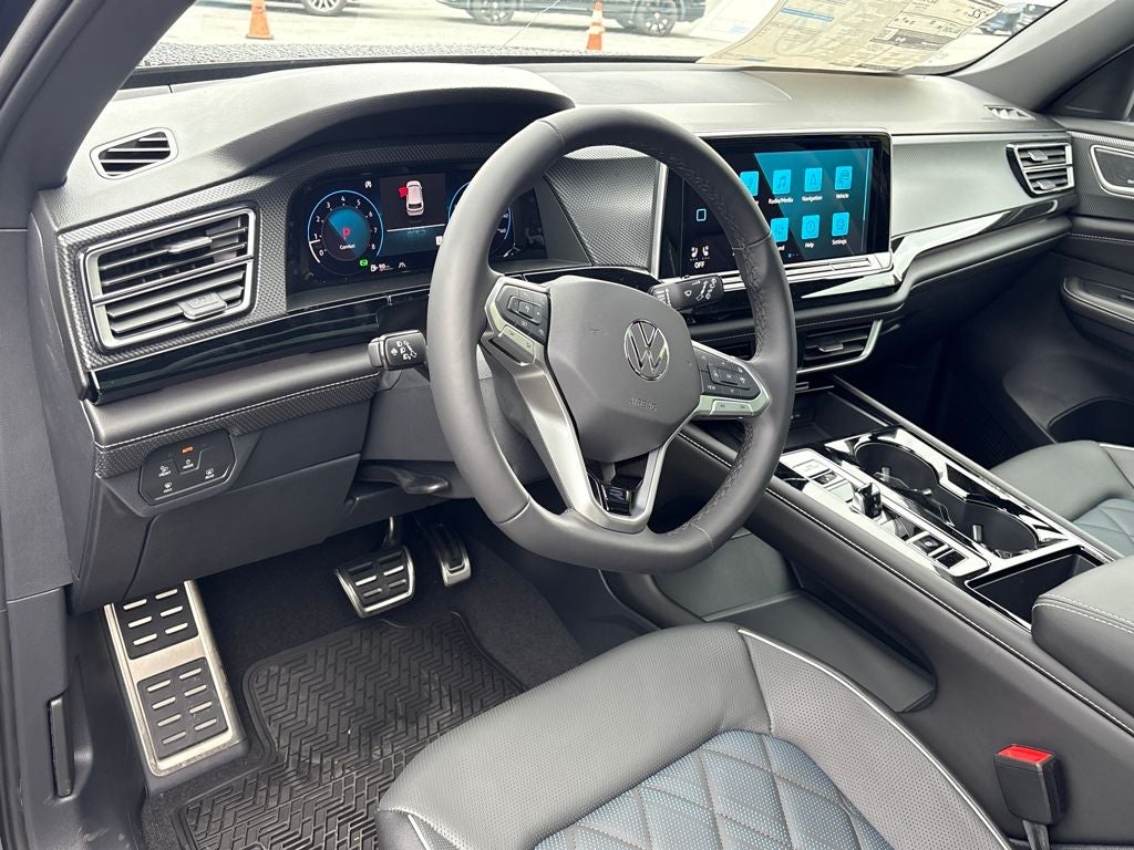 2026 Volkswagen Atlas Cross Sport 2.0T SEL Premium R-Line