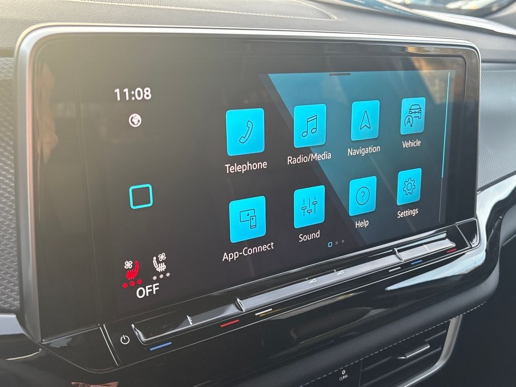 2026 Volkswagen Atlas Cross Sport 2.0T SEL Premium R-Line