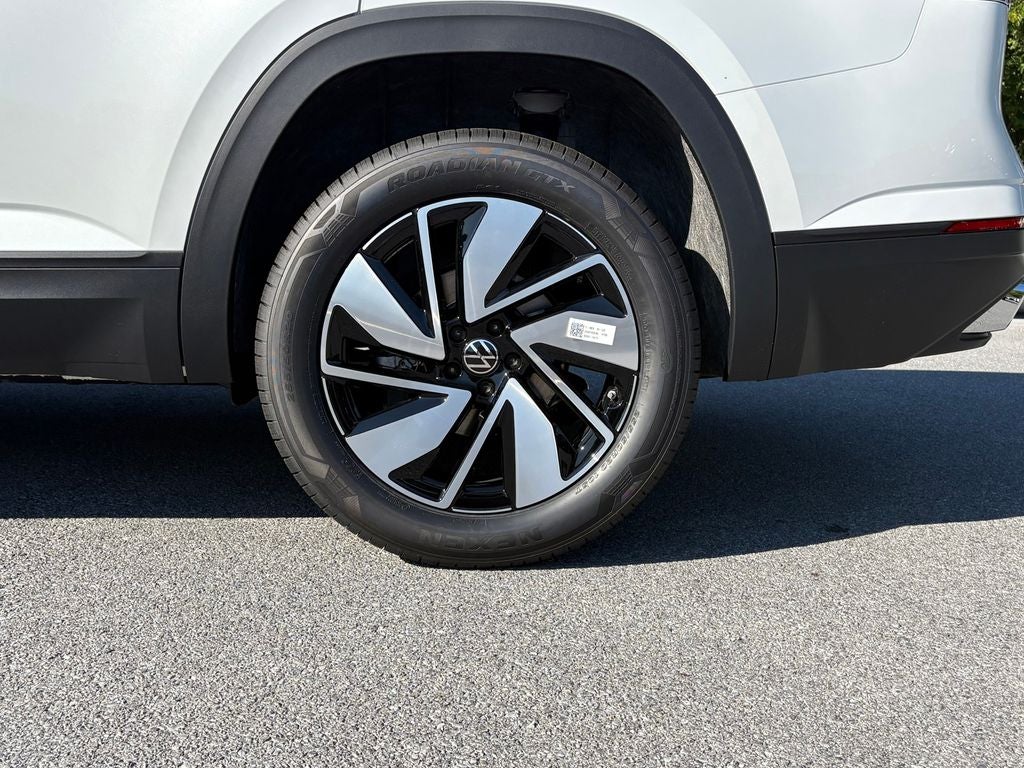 2026 Volkswagen Atlas 2.0T SE w/ Technology