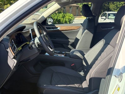 2026 Volkswagen Atlas 2.0T SE w/ Technology